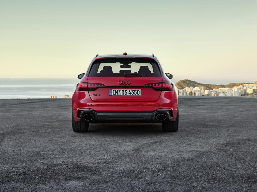  Audi RS4 Avant (B9) 2019 года  (WW) (фото 26 из 67)